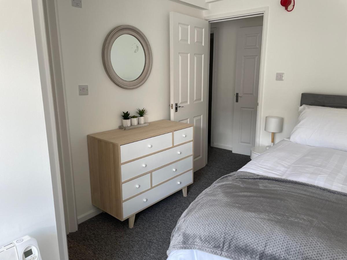 Brownston Apartments Modbury Екстер'єр фото